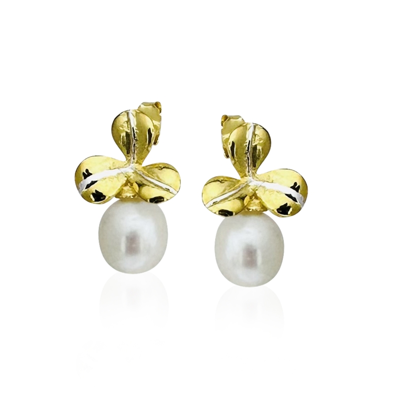 Carmen Pearl Earrings