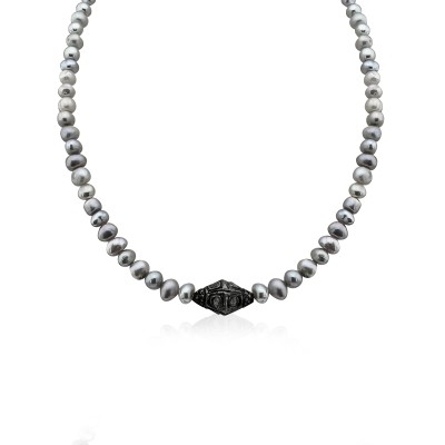 Pearl Necklace with Diamond Detail - Thumbnail